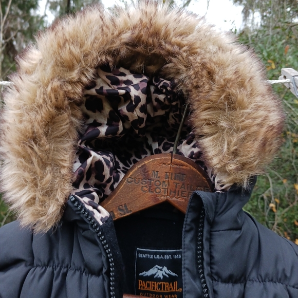 PacificTrail 6 Month Black Puffer Jacket Leopard Print Faux Fur Trimmed Hood - Picture 4 of 13